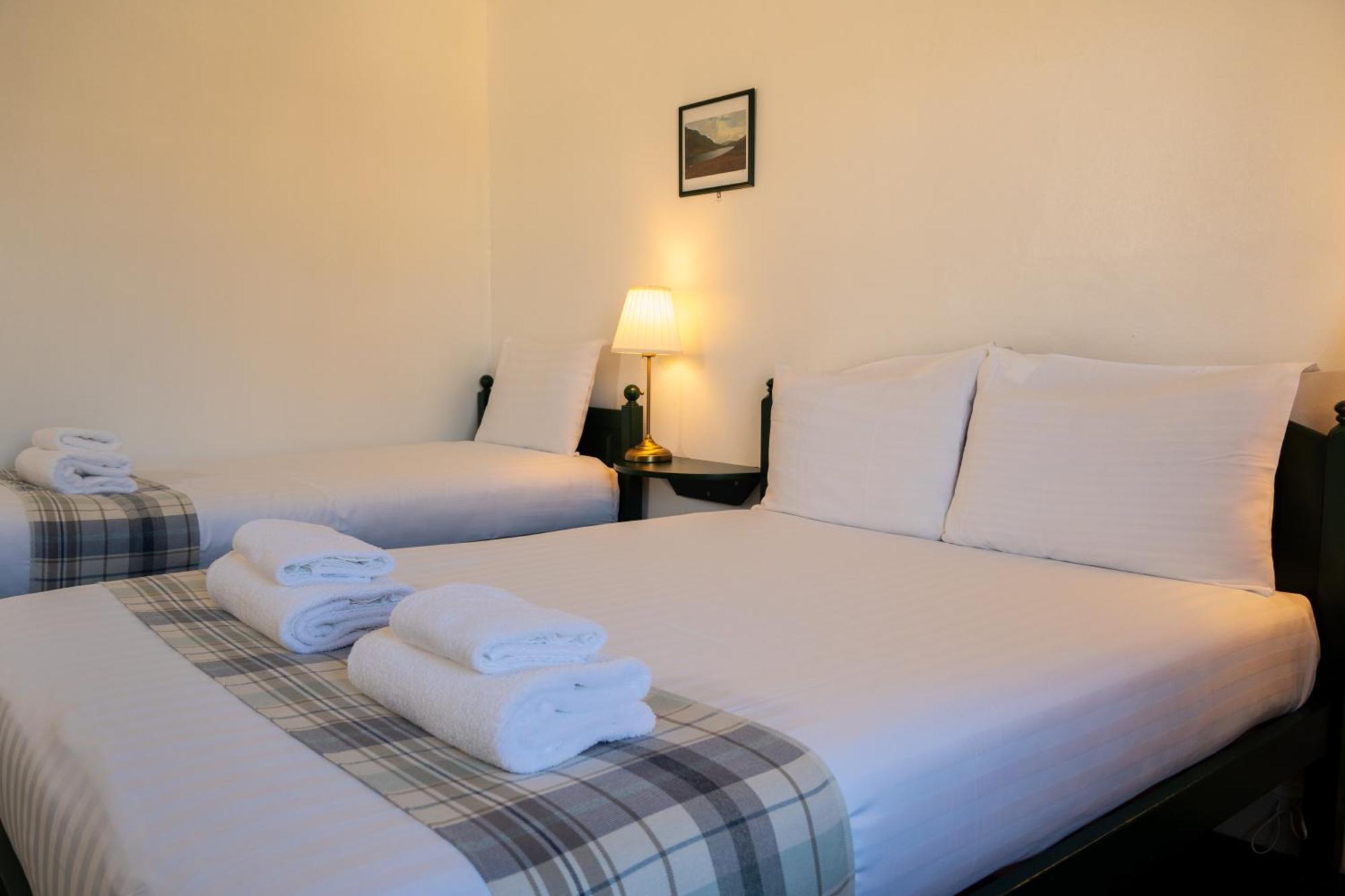 4 Friends House Hotel EDI Eksteriør billede